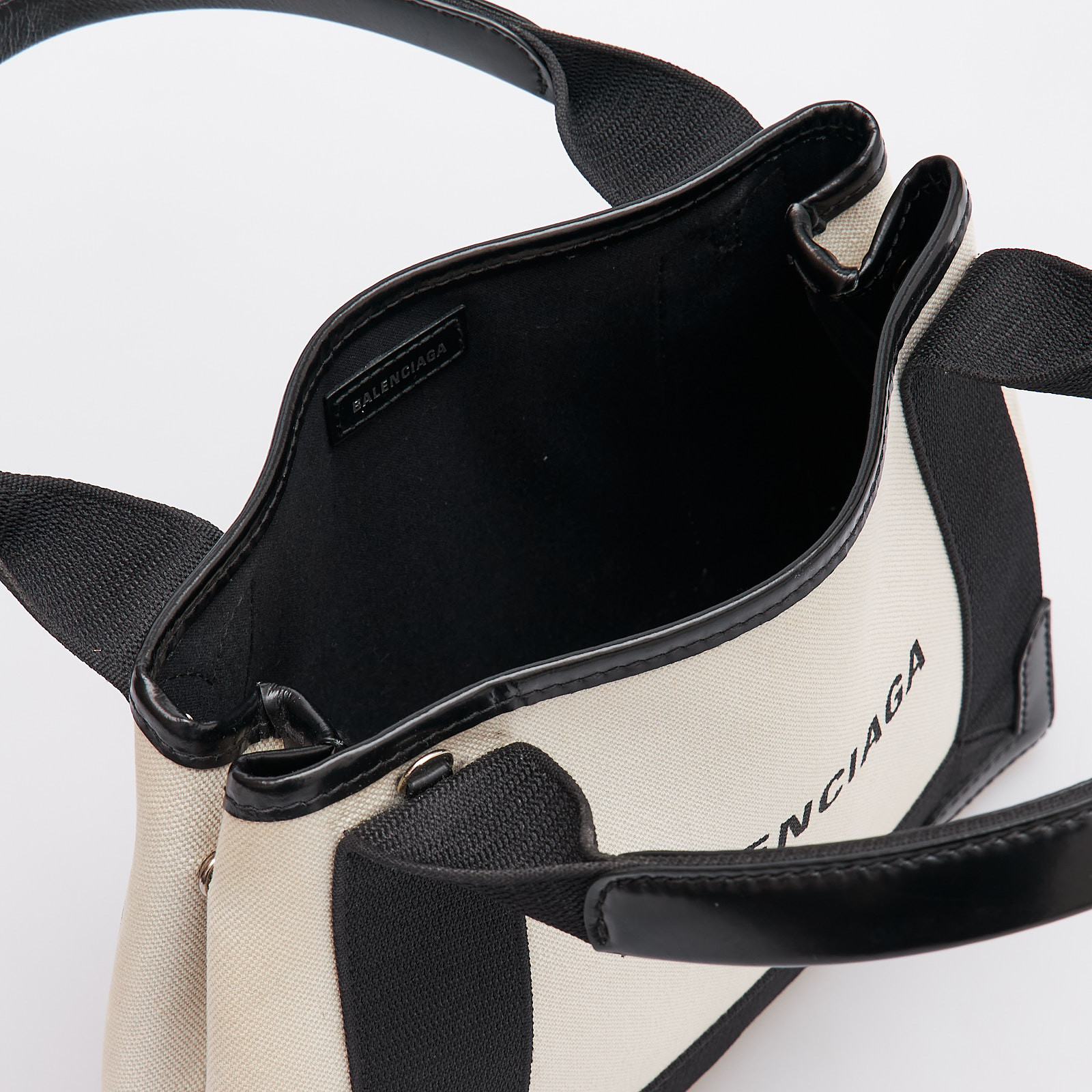 Сумка Balenciaga - купить оригинал в секонд-хенде SFS - 8