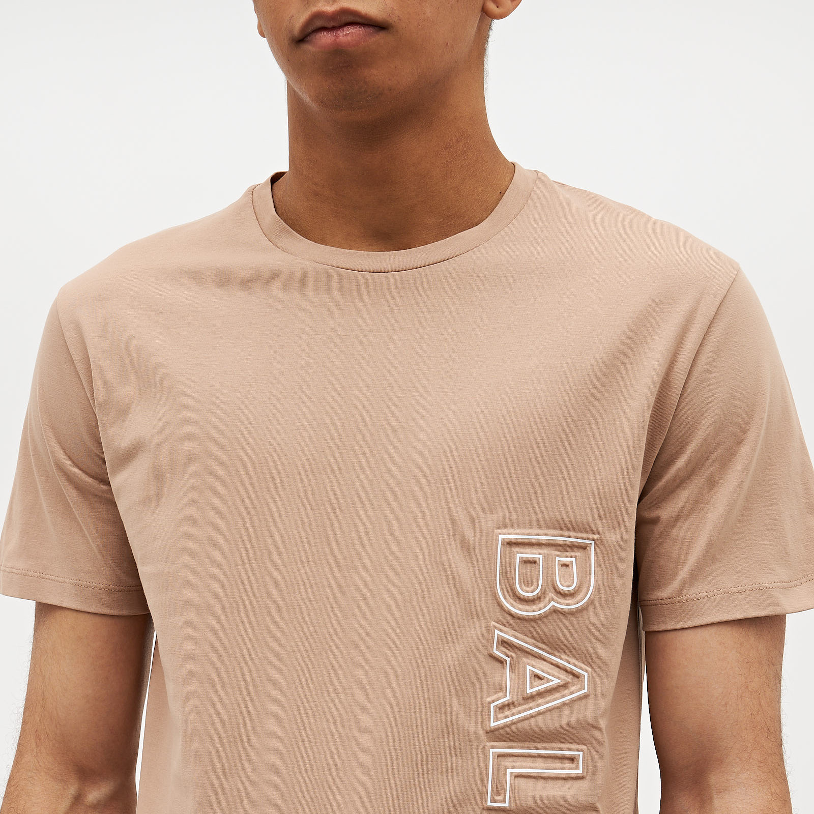 Футболка бежевого цвета Balmain - фото из каталога магазина брендовой одежды Second Friend Store Футболка Balmain - купить оригинал в секонд-хенде SFS - 4