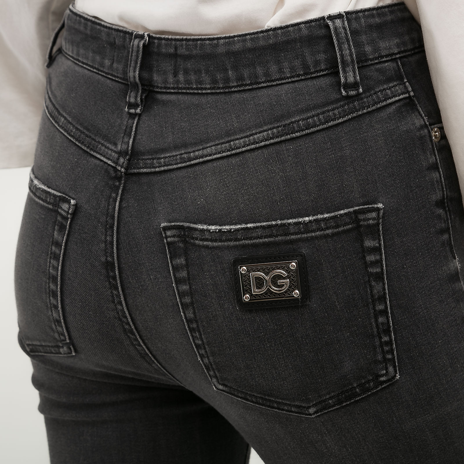 Джинсы Dolce&Gabbana - купить оригинал в секонд-хенде SFS - 5