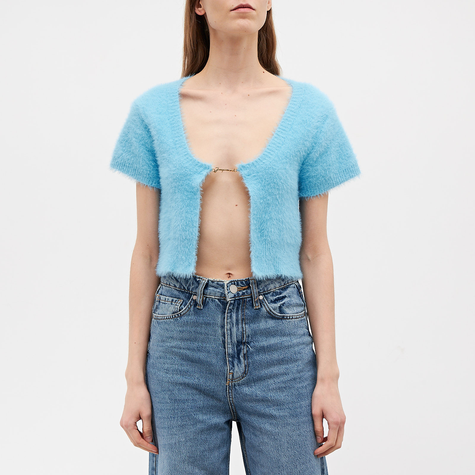 Джемпер голубого цвета Jacquemus - фото из каталога магазина брендовой одежды Second Friend Store Джемпер Jacquemus - купить оригинал в секонд-хенде SFS - 1