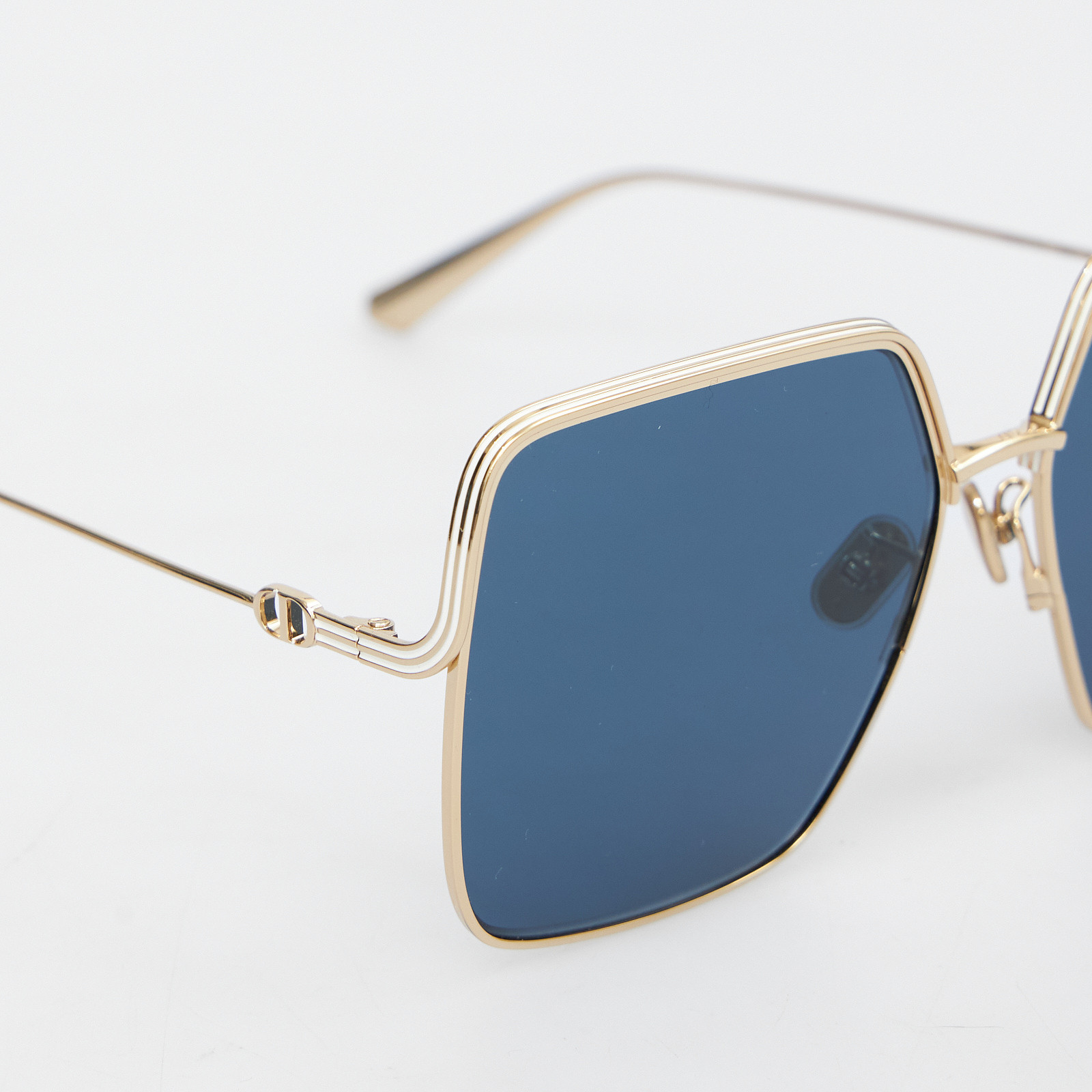 Очки Christian Dior - купить оригинал в секонд-хенде SFS - 4