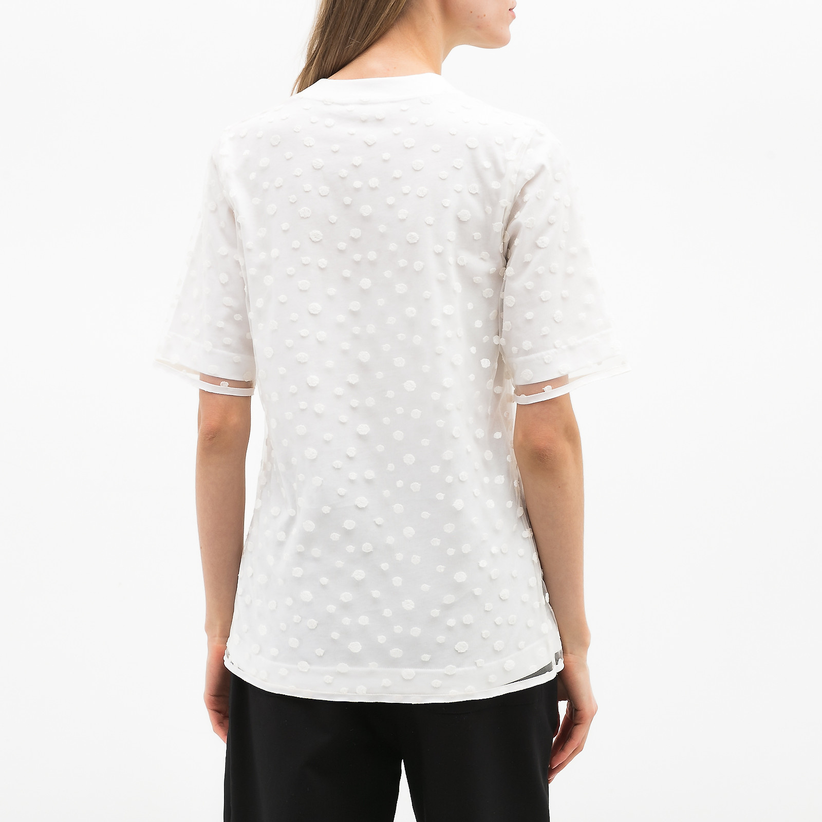 Футболка белого цвета Chloe - фото из каталога магазина брендовой одежды Second Friend Store Футболка Chloe - купить оригинал в секонд-хенде SFS - 3