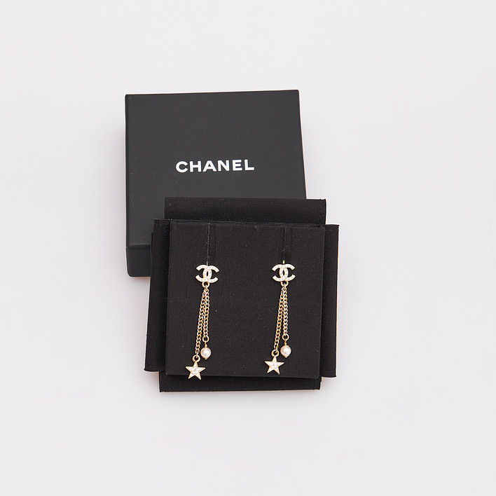 Серьги Chanel