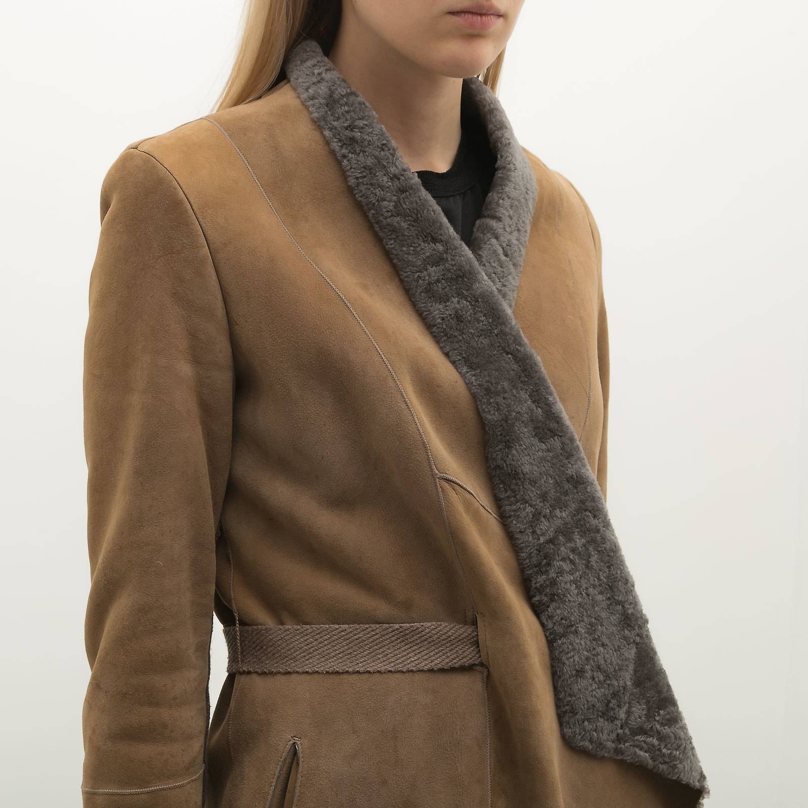 Дубленка коричневого цвета Brunello Cucinelli - фото из каталога магазина брендовой одежды Second Friend Store Дубленка Brunello Cucinelli - купить оригинал в секонд-хенде SFS - 4