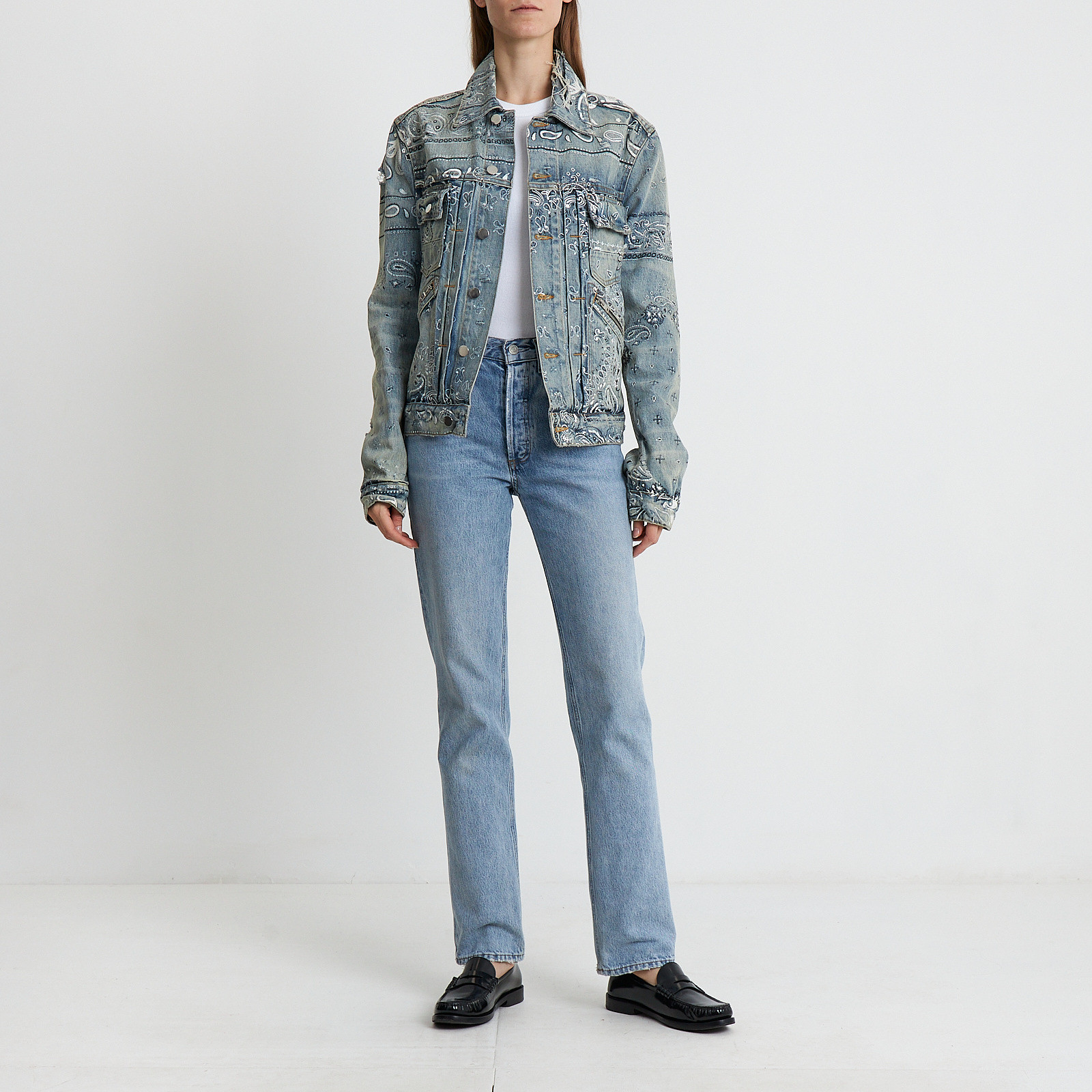 Джинсовка голубого цвета Amiri - фото из каталога магазина брендовой одежды Second Friend Store Джинсовка Amiri - купить оригинал в секонд-хенде SFS - 2