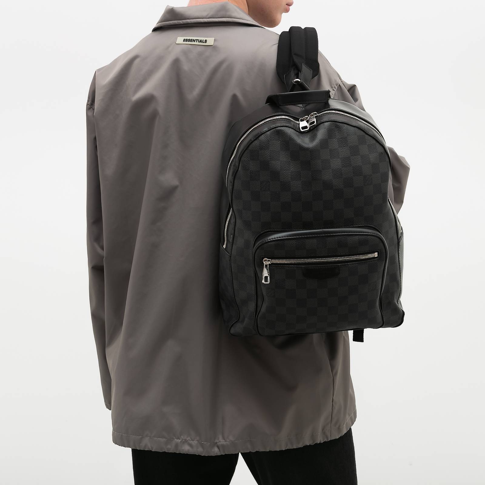 Рюкзак Louis Vuitton - купить оригинал в секонд-хенде SFS - 2