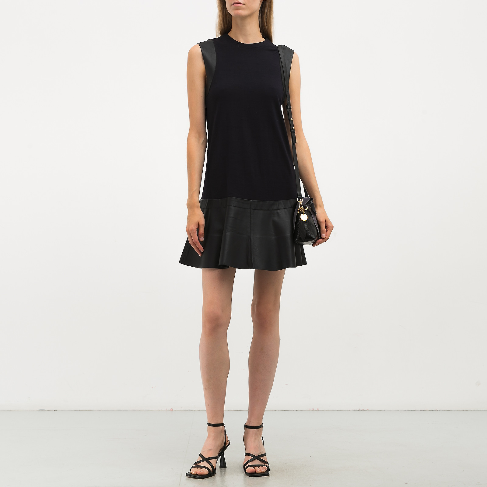 Платье  синего цвета Balenciaga - фото из каталога магазина брендовой одежды Second Friend Store Платье Balenciaga - купить оригинал в секонд-хенде SFS - 2