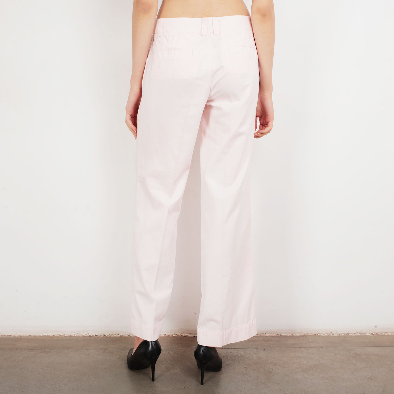 Брюки розового цвета J.Crew - фото из каталога магазина брендовой одежды Second Friend Store Брюки J.Crew - купить оригинал в секонд-хенде SFS - 2