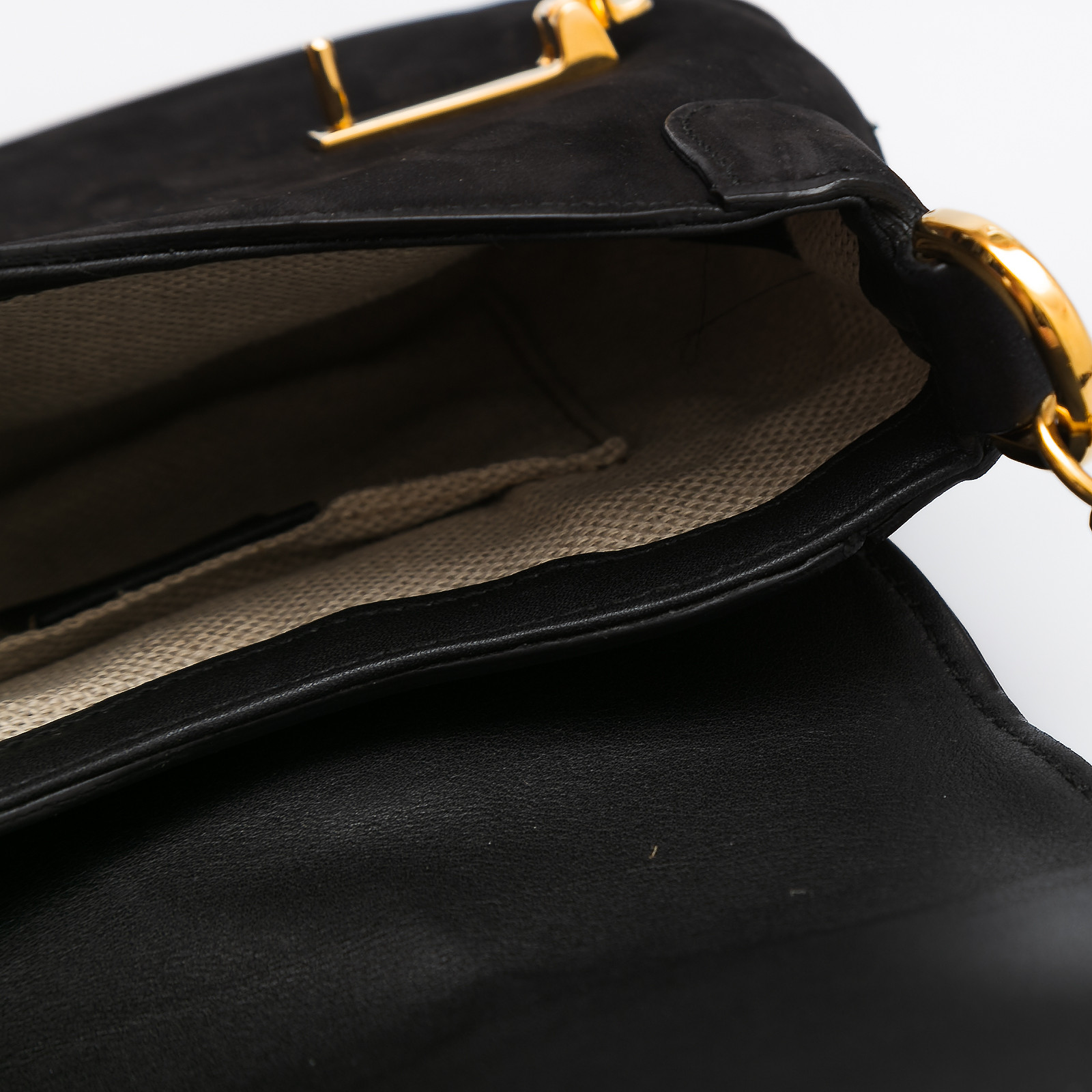 Сумка черного цвета Gucci - фото из каталога магазина брендовой одежды Second Friend Store Сумка Gucci - купить оригинал в секонд-хенде SFS - 6