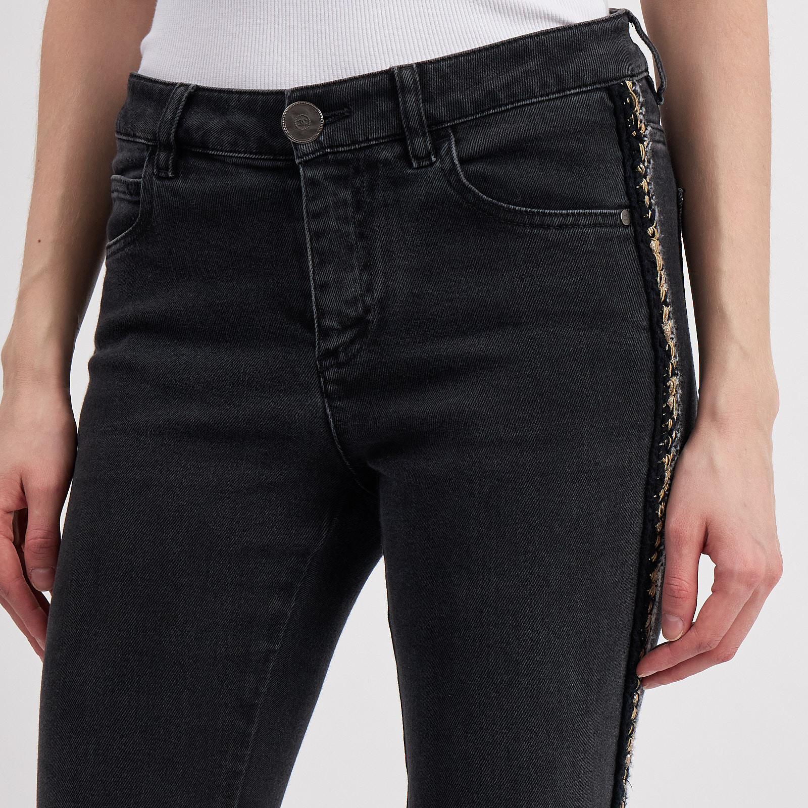 Джинсы Chanel - купить оригинал в секонд-хенде SFS - 4