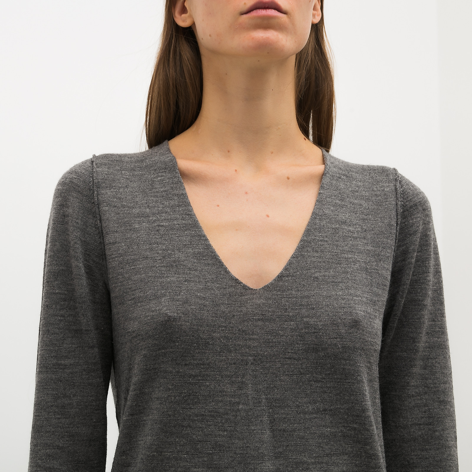 Джемпер серого цвета Zadig & Voltaire - фото из каталога магазина брендовой одежды Second Friend Store Джемпер Zadig & Voltaire - купить оригинал в секонд-хенде SFS - 4