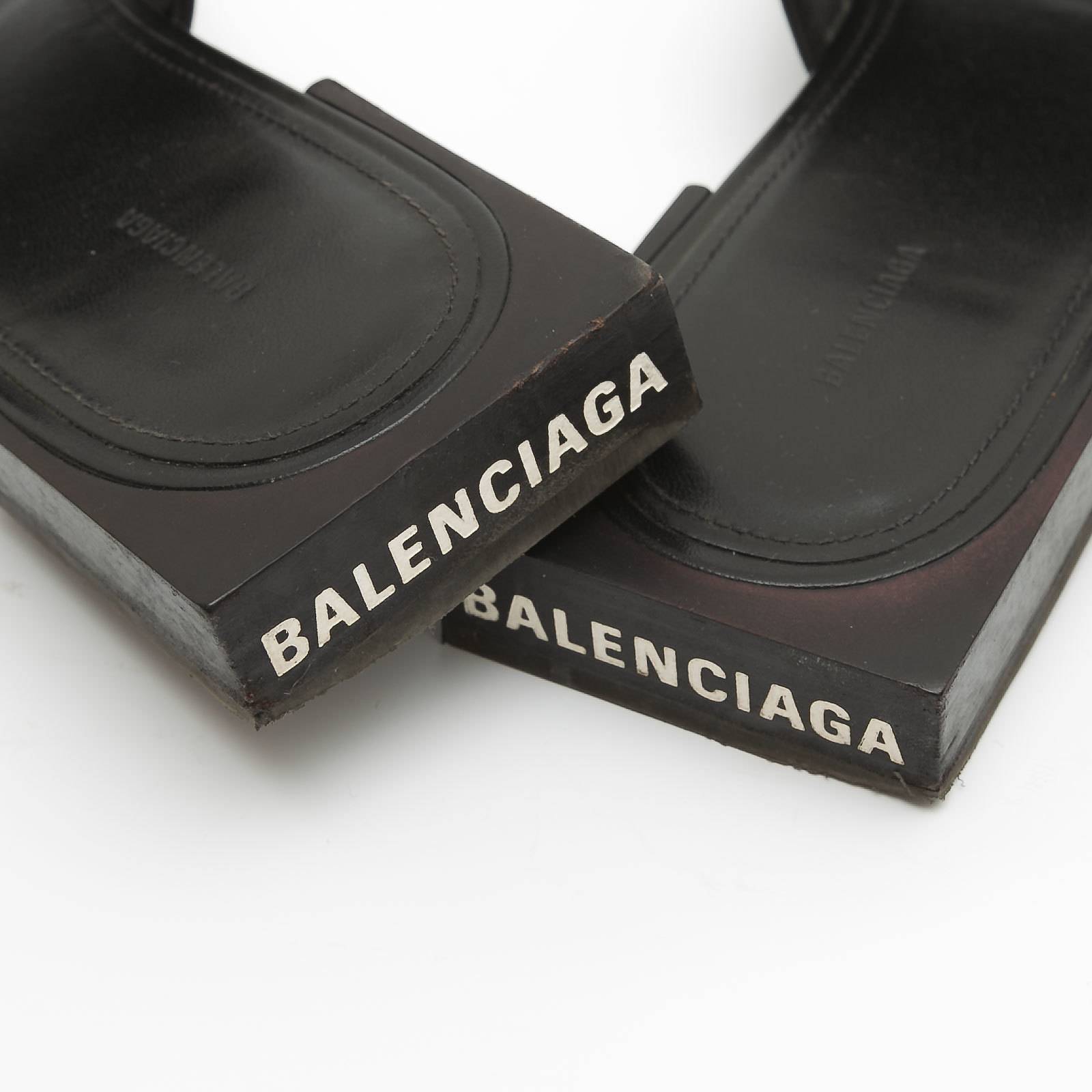 Сандалии Balenciaga - купить оригинал в секонд-хенде SFS