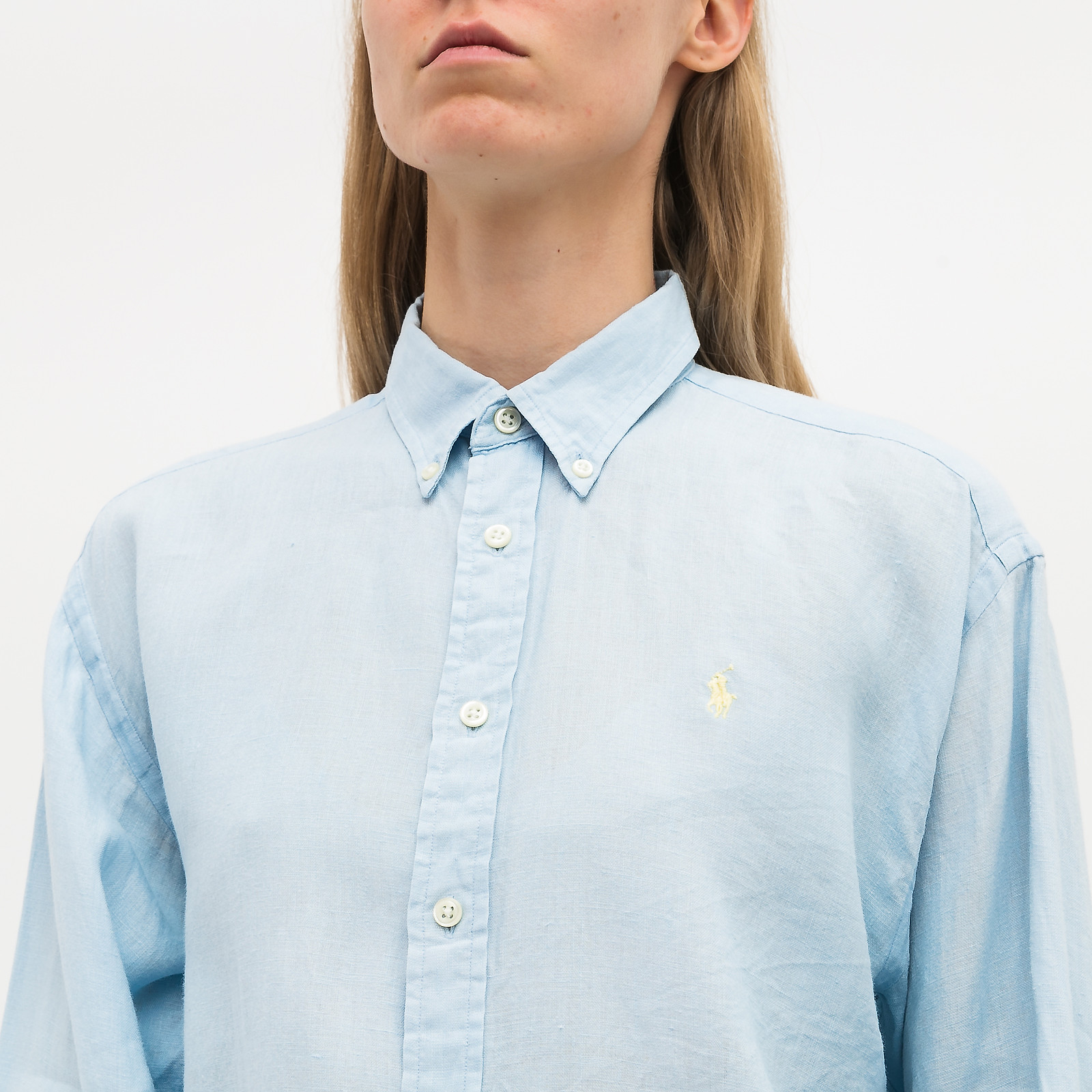 Рубашка голубого цвета Polo Ralph Lauren - фото из каталога магазина брендовой одежды Second Friend Store Рубашка Polo Ralph Lauren - купить оригинал в секонд-хенде SFS - 4