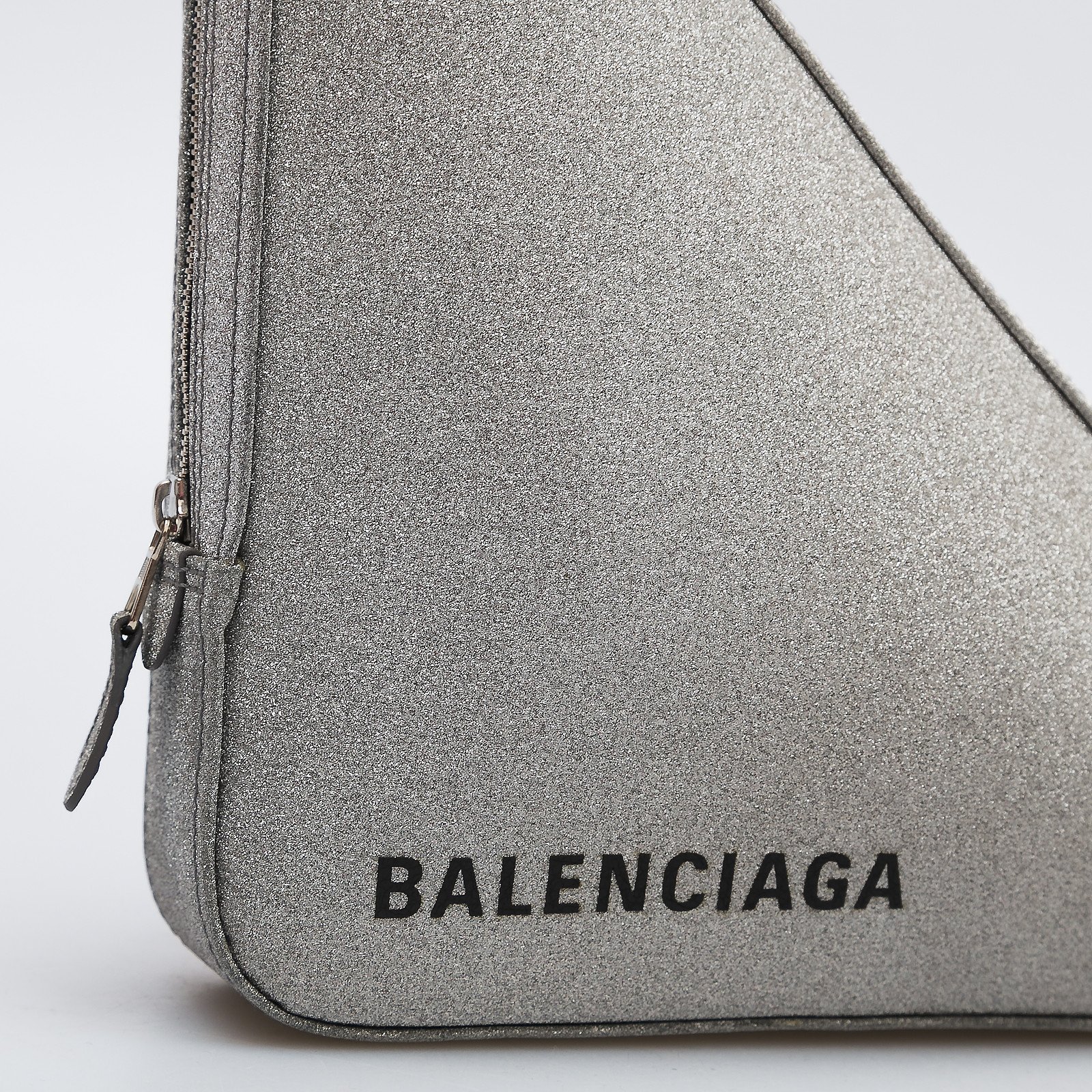 Клатч Balenciaga - купить оригинал в секонд-хенде SFS