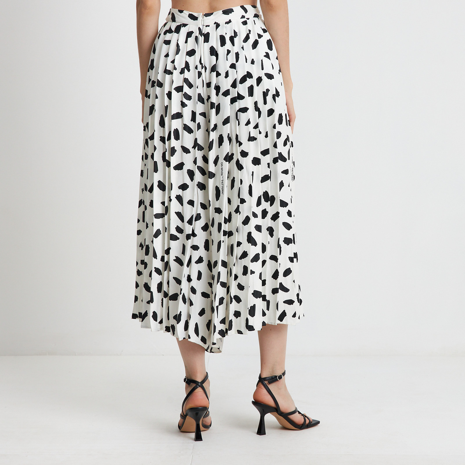 Брюки Off-White - купить оригинал в секонд-хенде SFS - 3