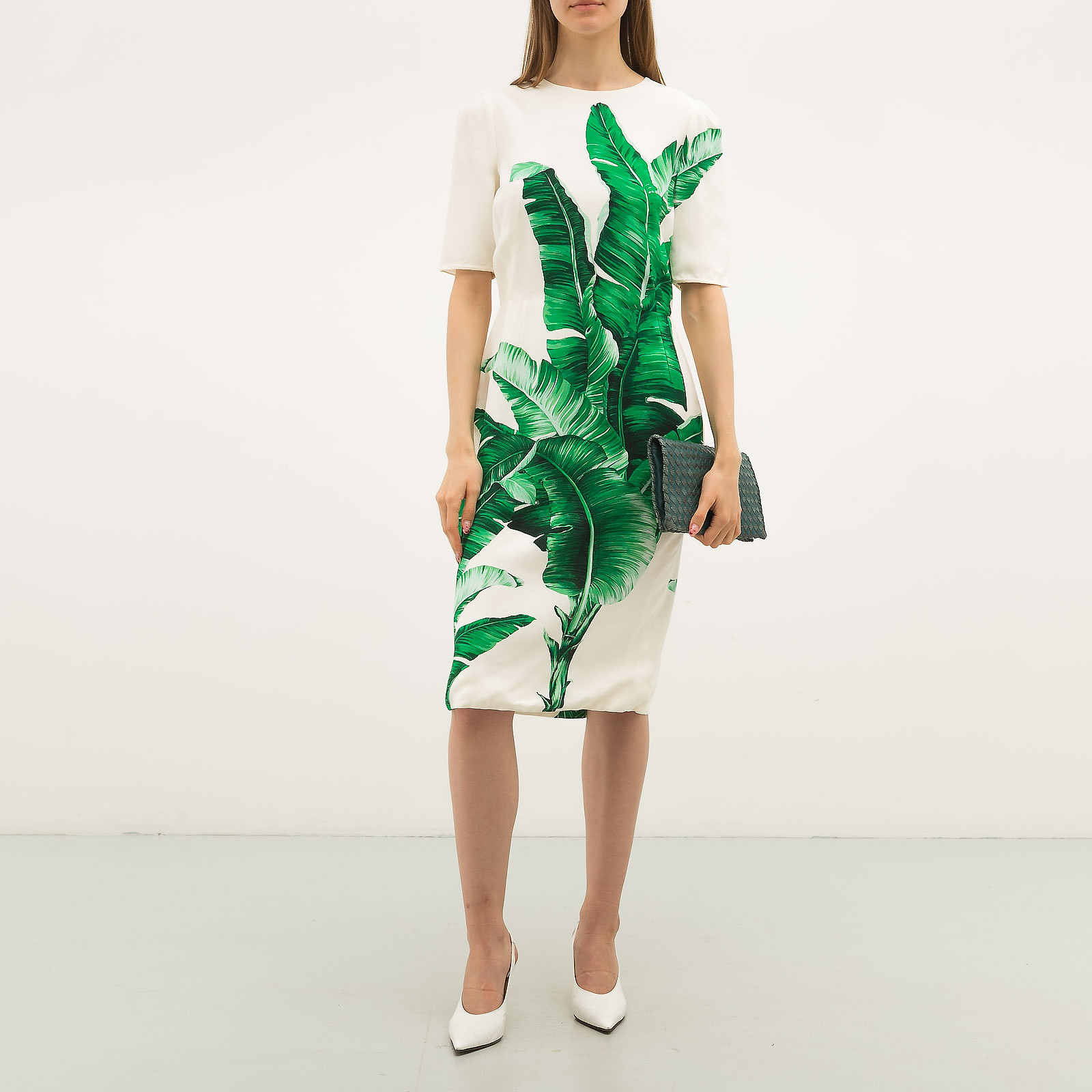 Платье белого цвета Dolce&Gabbana - фото из каталога магазина брендовой одежды Second Friend Store Платье Dolce&Gabbana - купить оригинал в секонд-хенде SFS - 2