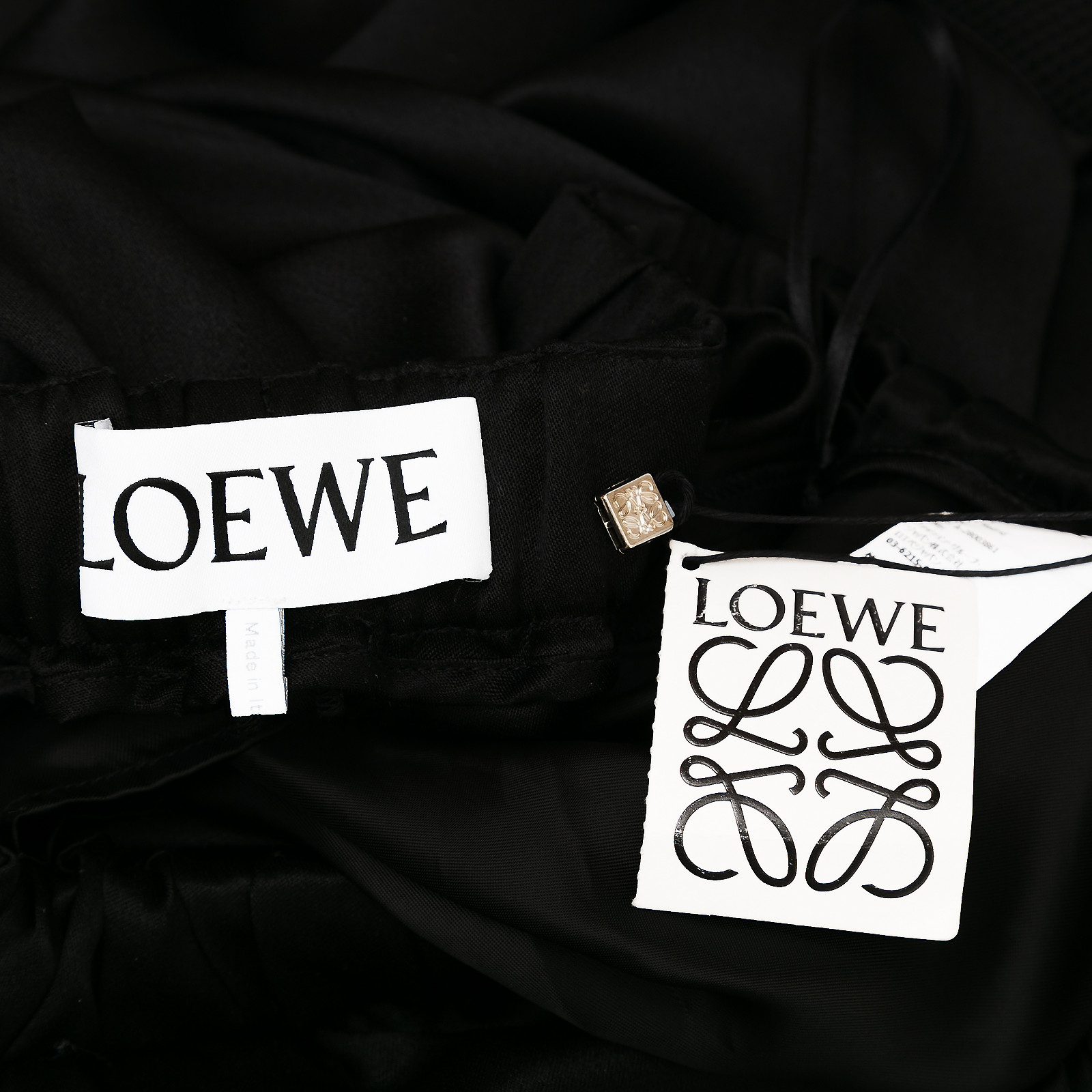 Брюки черного цвета Loewe - фото из каталога магазина брендовой одежды Second Friend Store Брюки Loewe - купить оригинал в секонд-хенде SFS - 5
