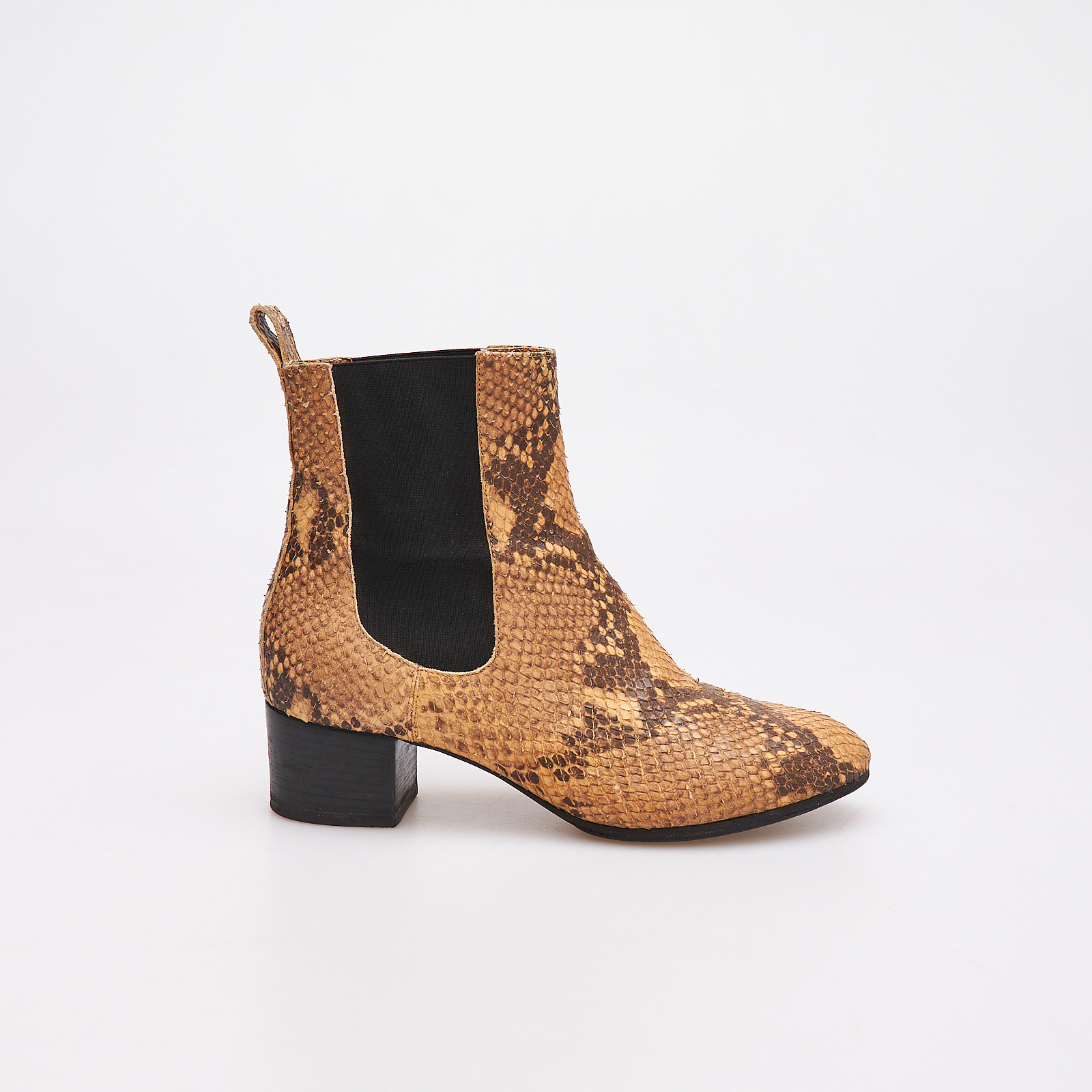 Ботинки бежевого цвета Dries Van Noten - фото из каталога магазина брендовой одежды Second Friend Store Ботинки Dries Van Noten - купить оригинал в секонд-хенде SFS - 1