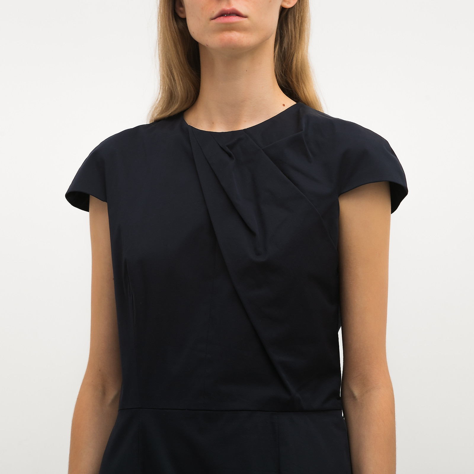 Платье синего цвета Christian Dior - фото из каталога магазина брендовой одежды Second Friend Store Платье Christian Dior - купить оригинал в секонд-хенде SFS - 4