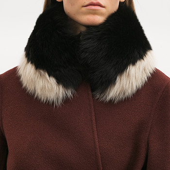 Воротник Max Mara