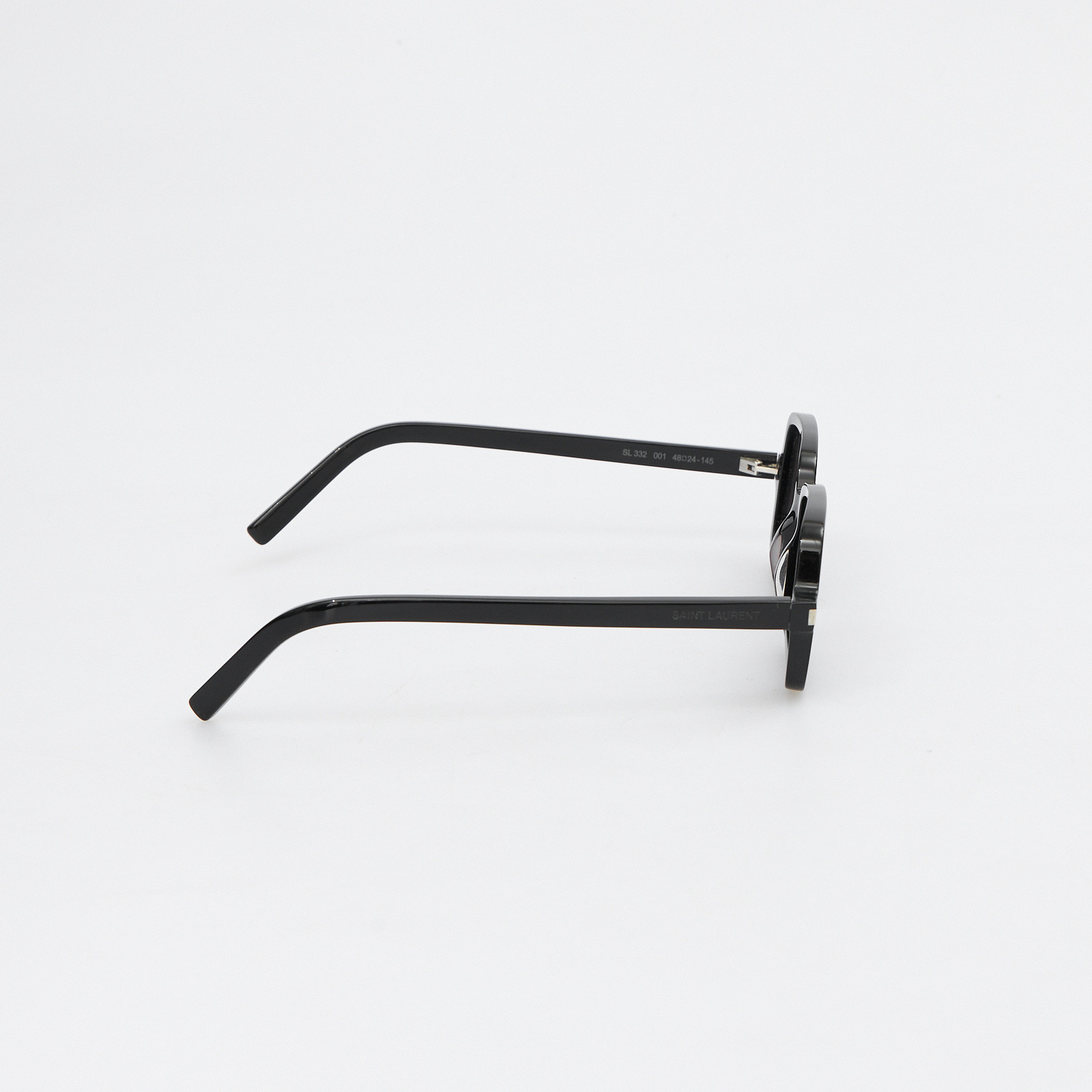 Очки черного цвета Saint Laurent - фото из каталога магазина брендовой одежды Second Friend Store Очки Saint Laurent - купить оригинал в секонд-хенде SFS - 5