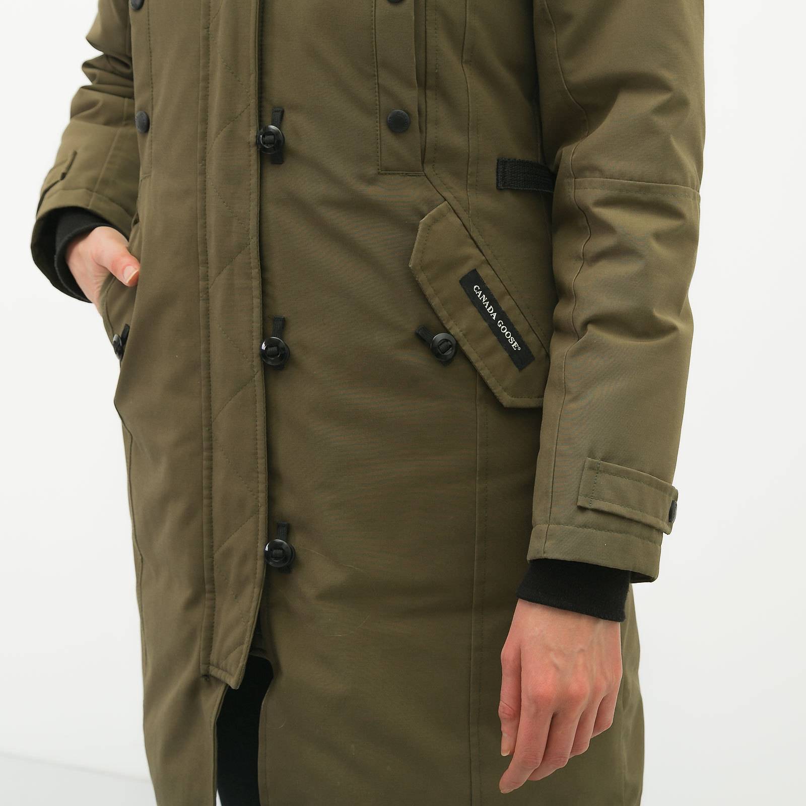 Парка зеленого цвета Canada Goose - фото из каталога магазина брендовой одежды Second Friend Store Парка Canada Goose - купить оригинал в секонд-хенде SFS - 4