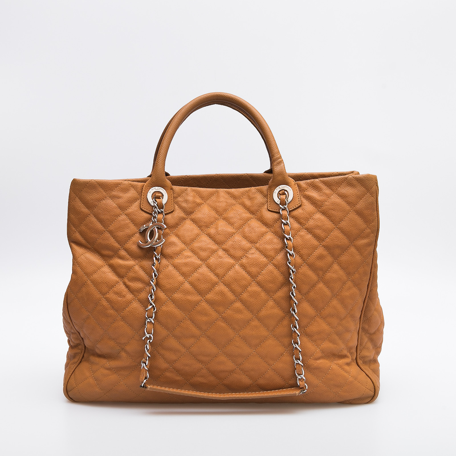 Сумка Chanel - купить оригинал в секонд-хенде SFS - 1