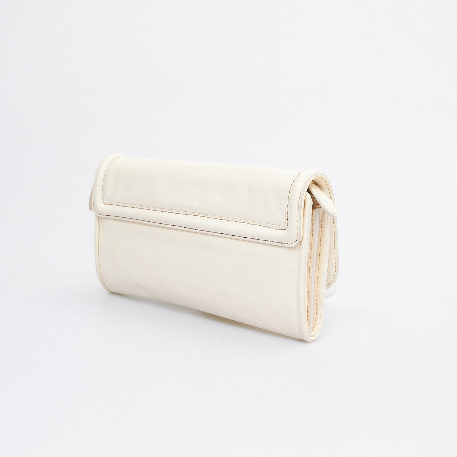 Клатч белого цвета Celine - фото из каталога магазина брендовой одежды Second Friend Store Клатч Celine - купить оригинал в секонд-хенде SFS - 2