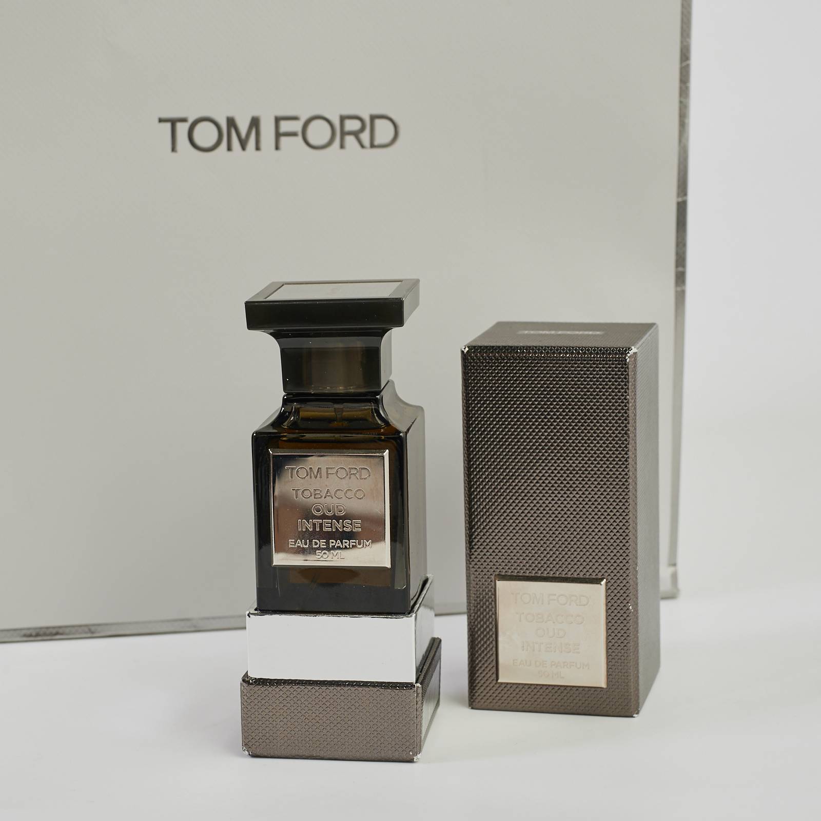 Парфюм Tom Ford - купить оригинал в секонд-хенде SFS - 2