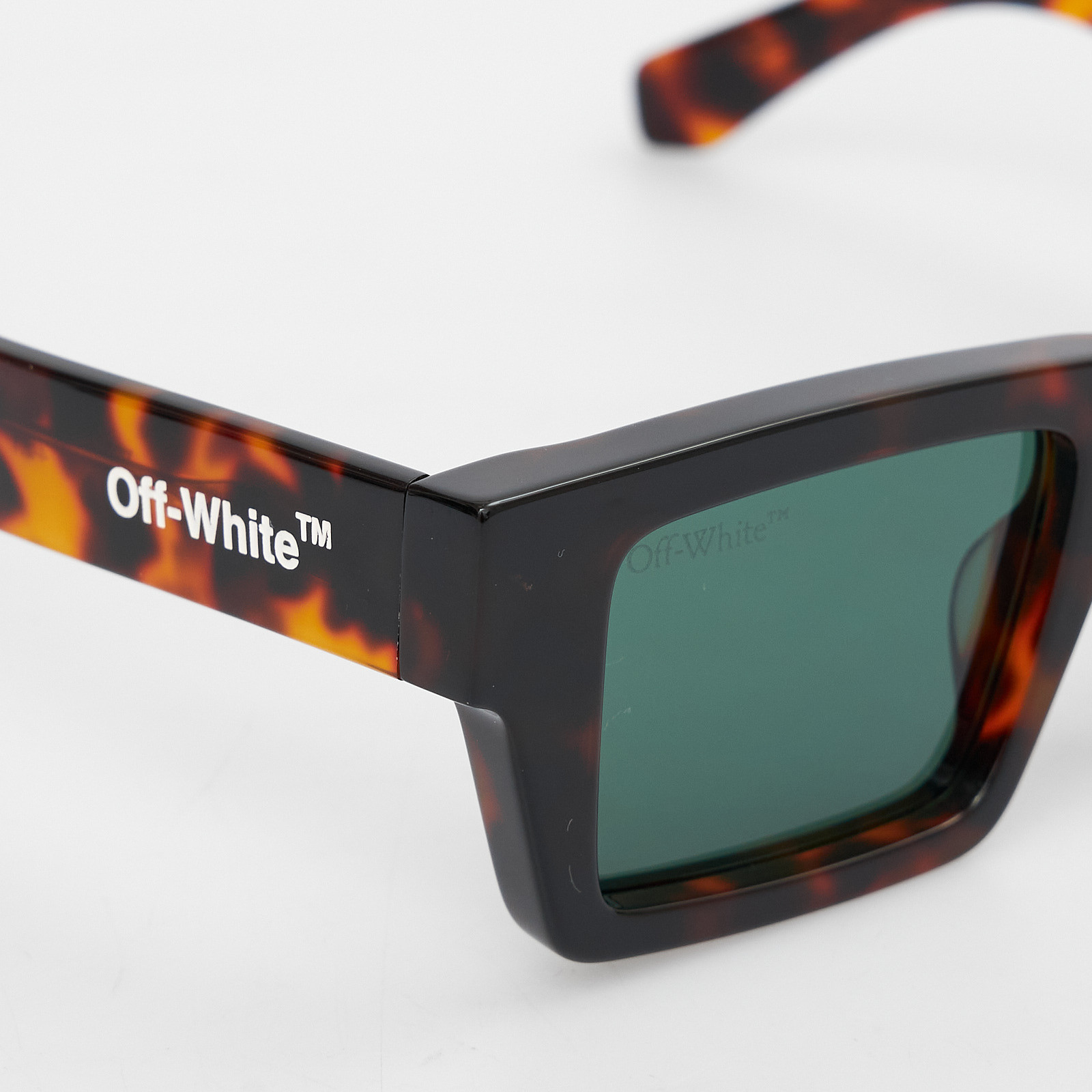 Очки  коричневого цвета Off-White  - фото из каталога магазина брендовой одежды Second Friend Store Очки Off-White - купить оригинал в секонд-хенде SFS - 5