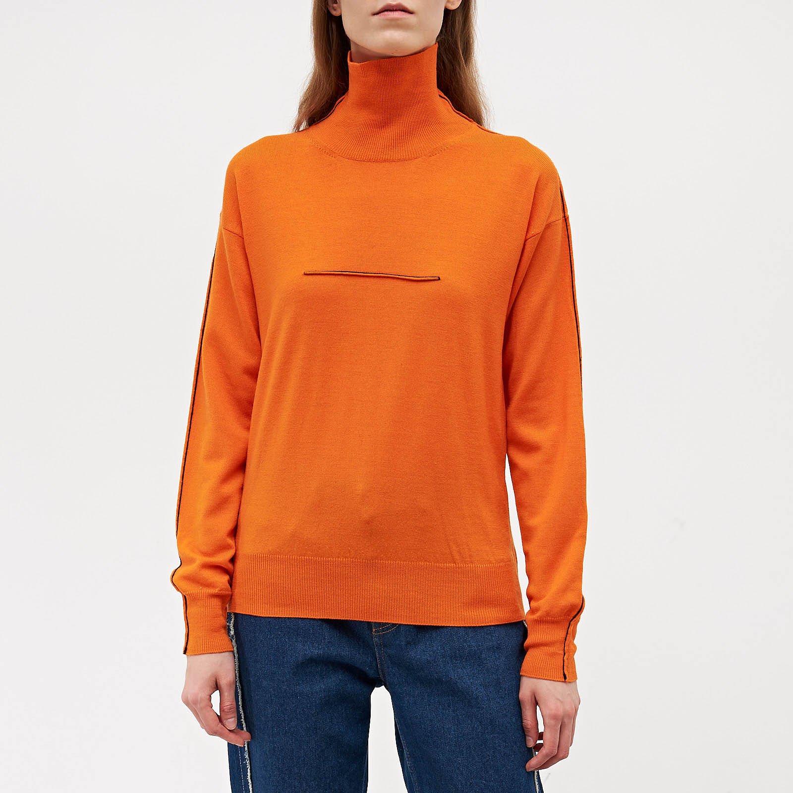 Водолазка оранжевого цвета MM6 Maison Margiela - фото из каталога магазина брендовой одежды Second Friend Store Водолазка MM6 Maison Margiela - купить оригинал в секонд-хенде SFS - 1