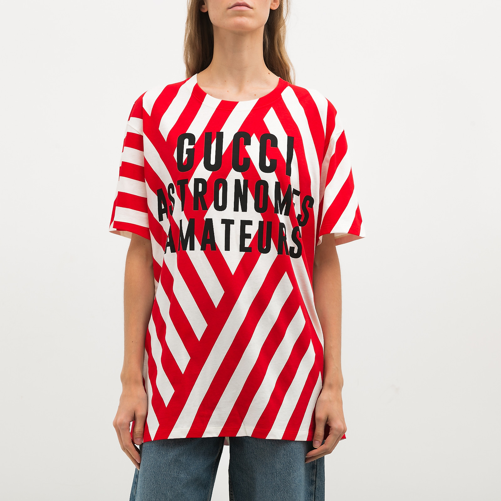 Футболка белого цвета Gucci - фото из каталога магазина брендовой одежды Second Friend Store Футболка Gucci - купить оригинал в секонд-хенде SFS - 1