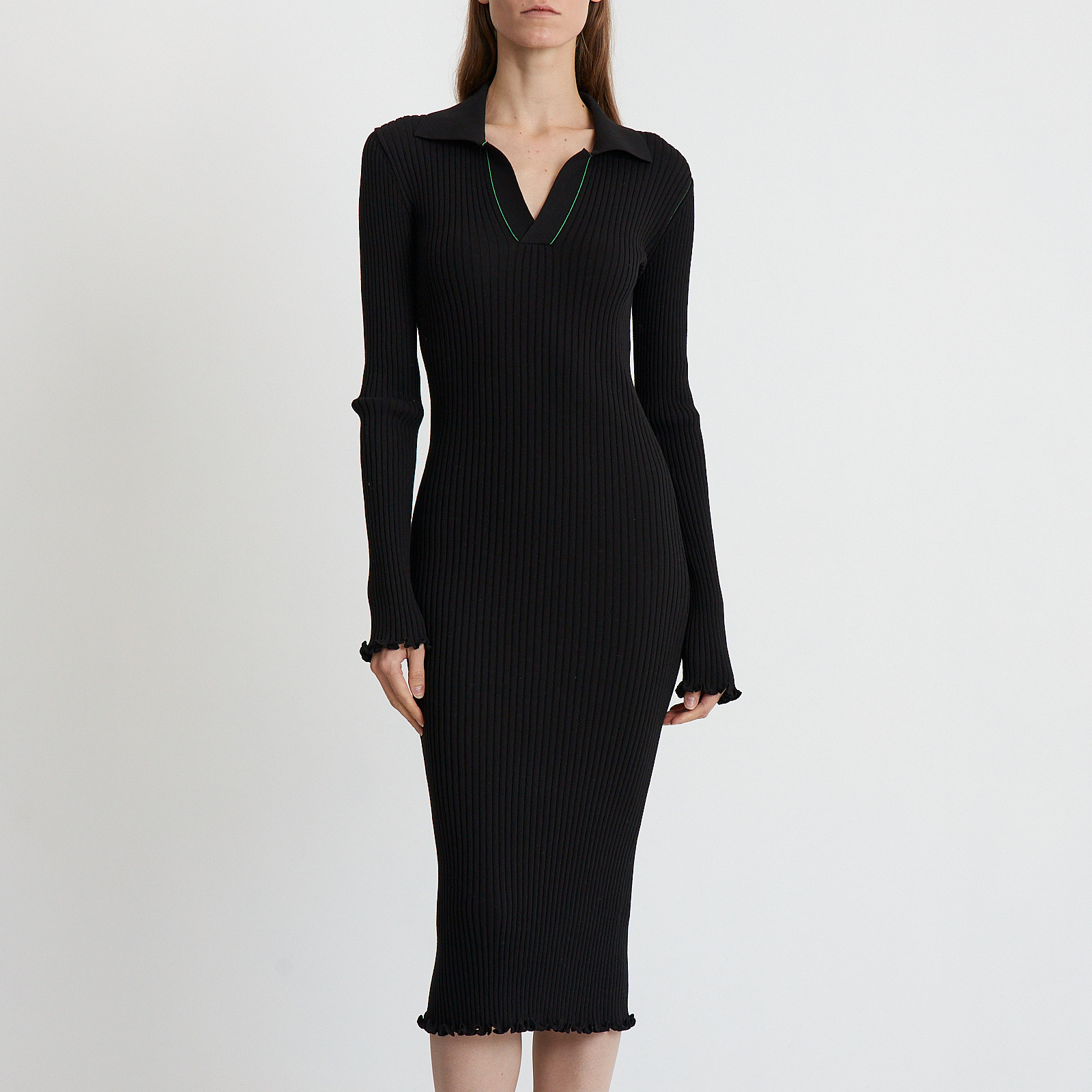 Платье черного цвета Bottega Veneta - фото из каталога магазина брендовой одежды Second Friend Store Платье Bottega Veneta - купить оригинал в секонд-хенде SFS - 1