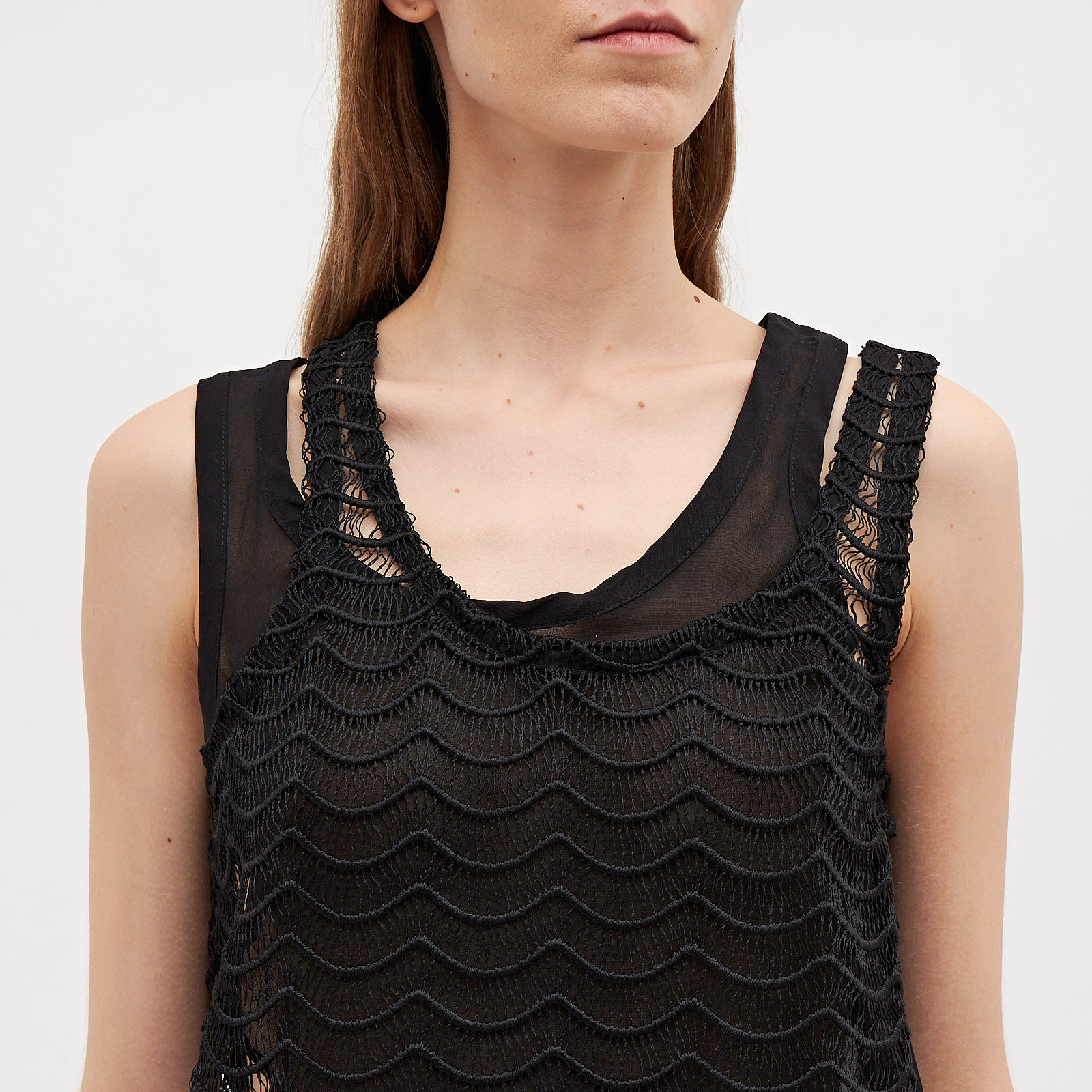 Топ черного цвета Maison Margiela - фото из каталога магазина брендовой одежды Second Friend Store Топ Maison Margiela - купить оригинал в секонд-хенде SFS - 4