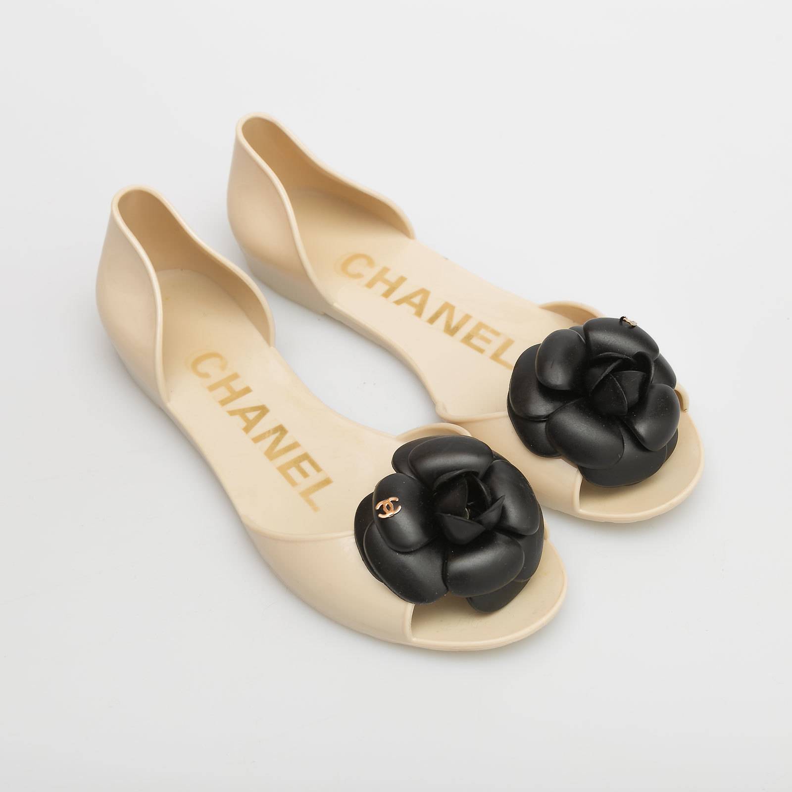 Сандалии Chanel - купить оригинал в секонд-хенде SFS