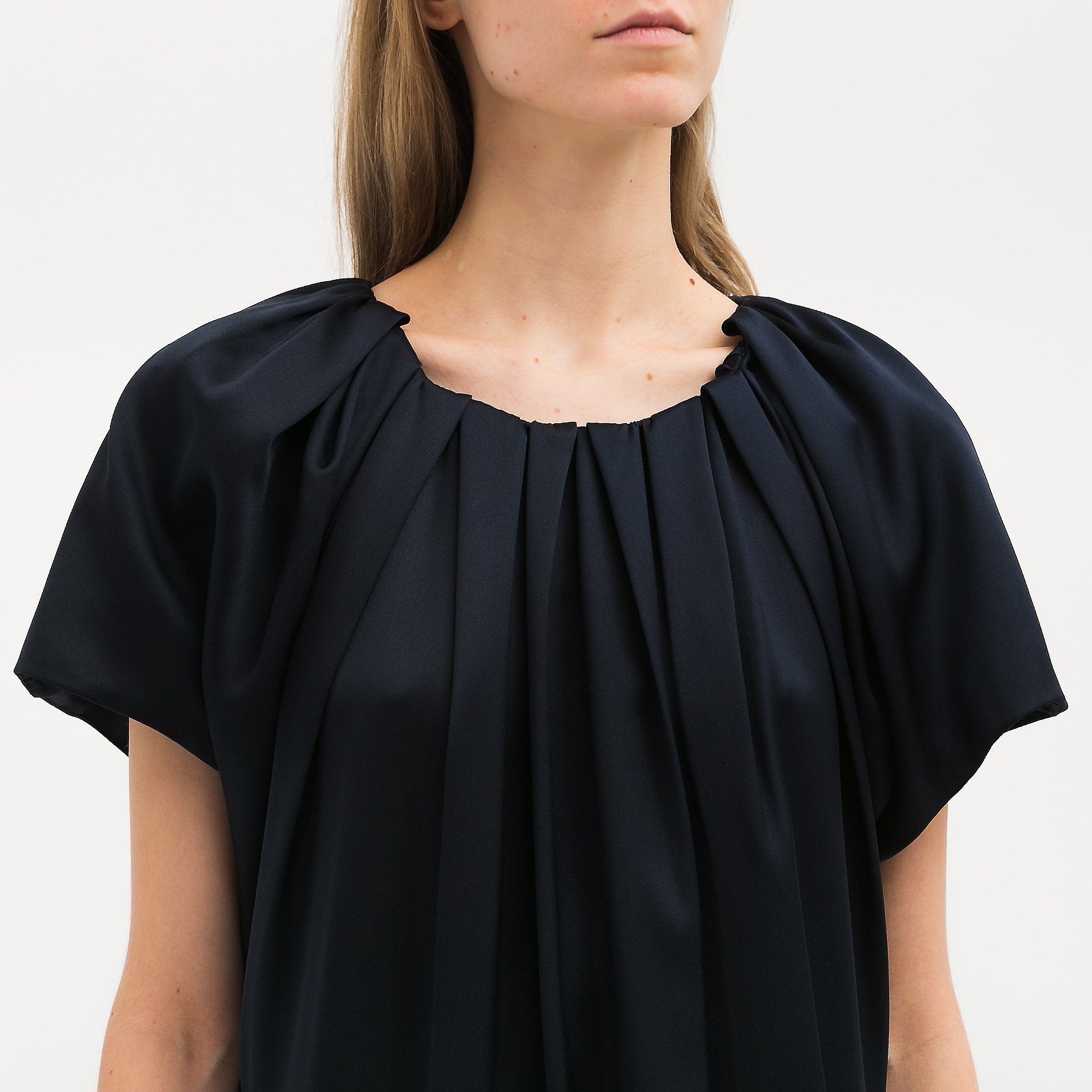 Платье  синего цвета Valentino - фото из каталога магазина брендовой одежды Second Friend Store Платье Valentino - купить оригинал в секонд-хенде SFS - 4