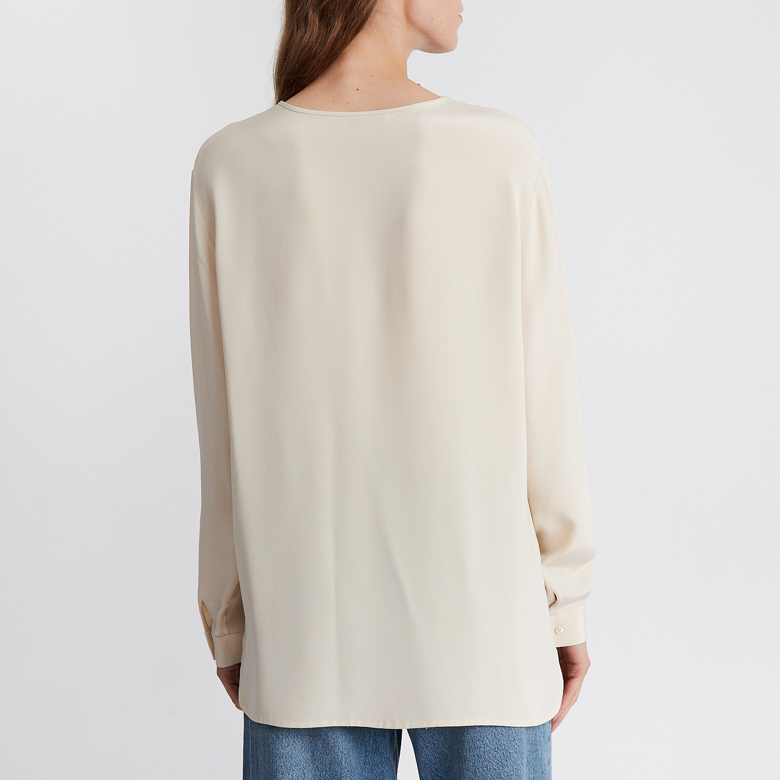 Блузка бежевого цвета Loro Piana - фото из каталога магазина брендовой одежды Second Friend Store Блузка Loro Piana - купить оригинал в секонд-хенде SFS - 3