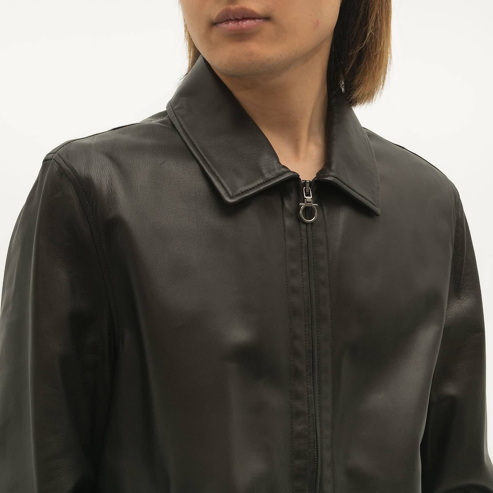 Куртка кожаная Salvatore Ferragamo - купить оригинал в секонд-хенде SFS