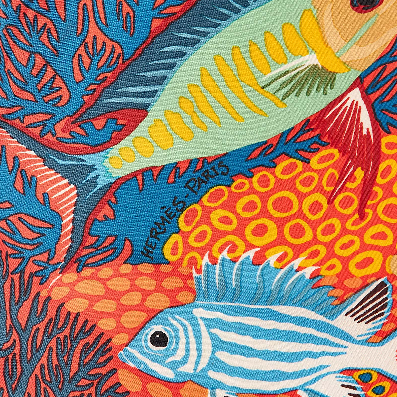 Платок оранжевого цвета Hermes - фото из каталога магазина брендовой одежды Second Friend Store Платок Hermes - купить оригинал в секонд-хенде SFS - 5