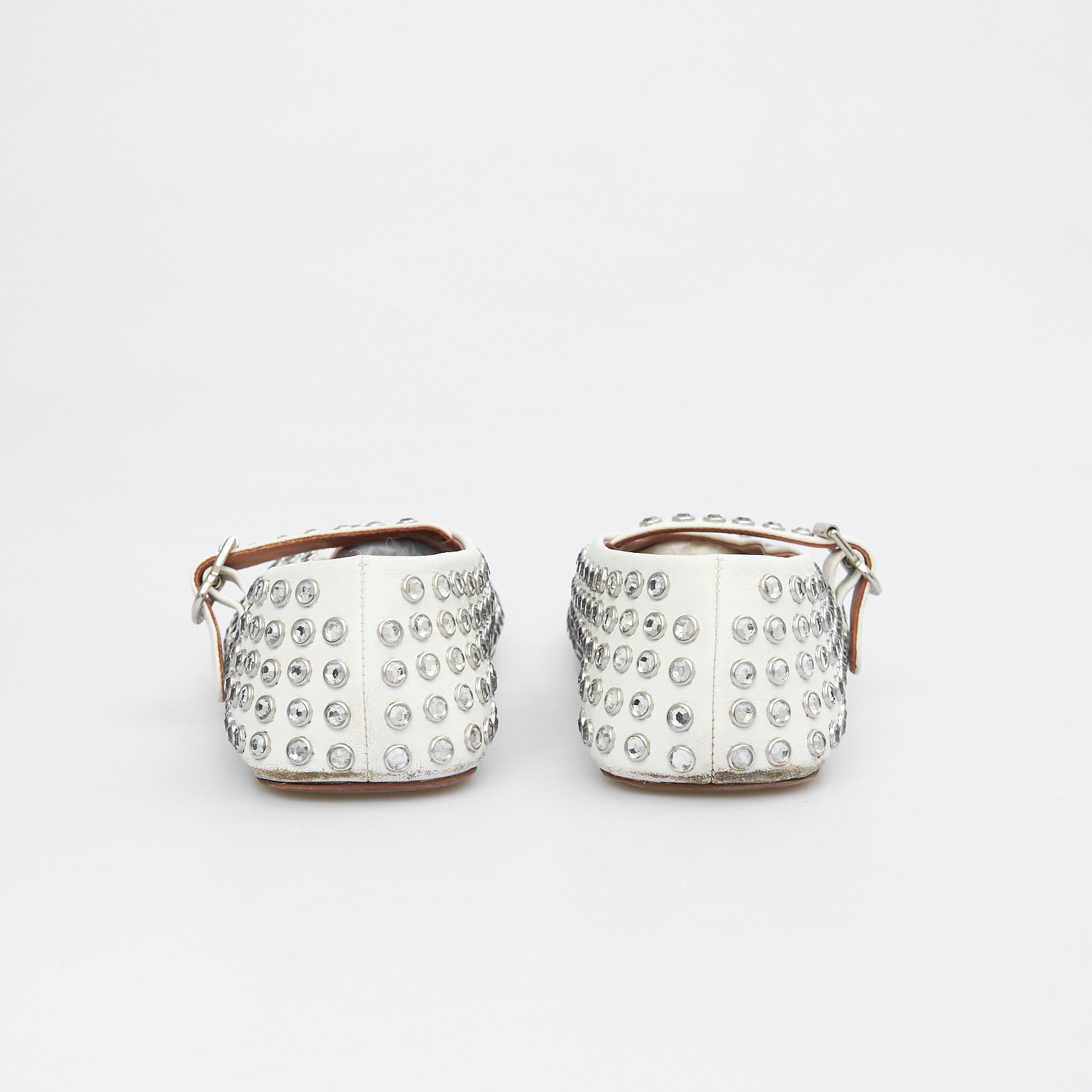 Балетки белого цвета Alaia - фото из каталога магазина брендовой одежды Second Friend Store Балетки Alaia - купить оригинал в секонд-хенде SFS - 3