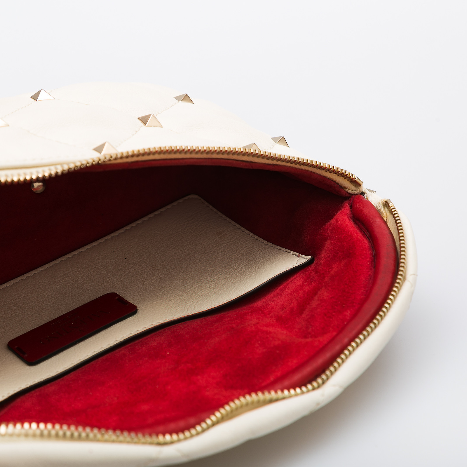 Сумка белого цвета Valentino - фото из каталога магазина брендовой одежды Second Friend Store Сумка Valentino - купить оригинал в секонд-хенде SFS - 6