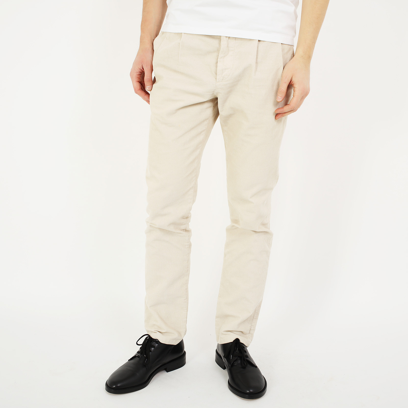 Брюки  бежевого цвета Brunello Cucinelli - фото из каталога магазина брендовой одежды Second Friend Store Брюки Brunello Cucinelli - купить оригинал в секонд-хенде SFS - 1