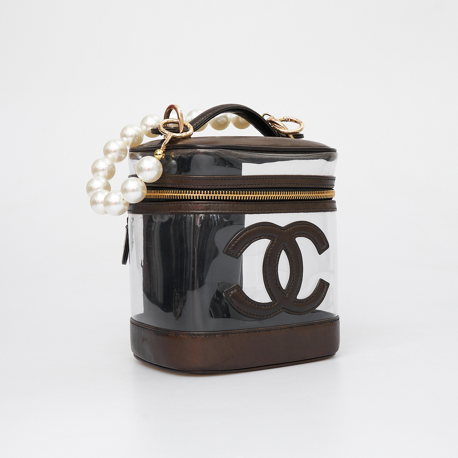 Сумка  коричневого цвета Chanel - фото из каталога магазина брендовой одежды Second Friend Store Сумка Chanel - купить оригинал в секонд-хенде SFS - 5
