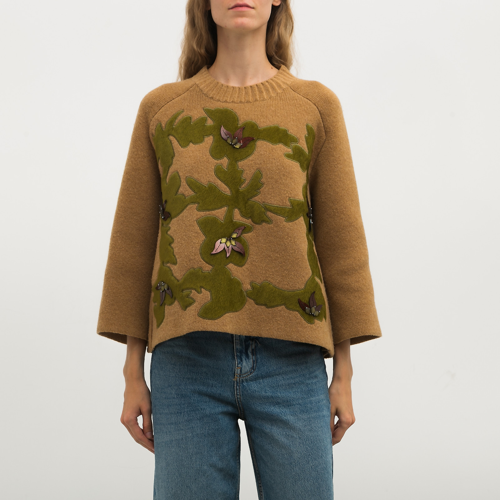 Свитер бежевого цвета Louis Vuitton - фото из каталога магазина брендовой одежды Second Friend Store Свитер Louis Vuitton - купить оригинал в секонд-хенде SFS - 1