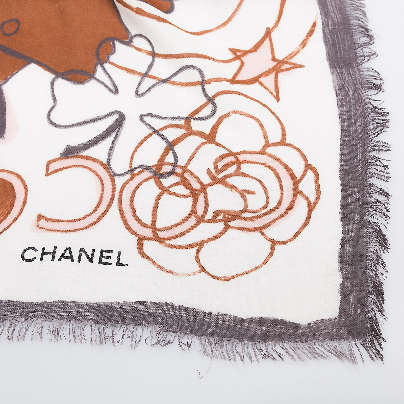 Шарф Chanel - купить оригинал в секонд-хенде SFS