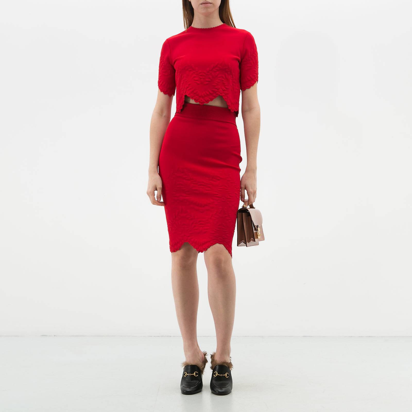 Костюм красного цвета Alexander McQueen - фото из каталога магазина брендовой одежды Second Friend Store Костюм Alexander McQueen - купить оригинал в секонд-хенде SFS - 2