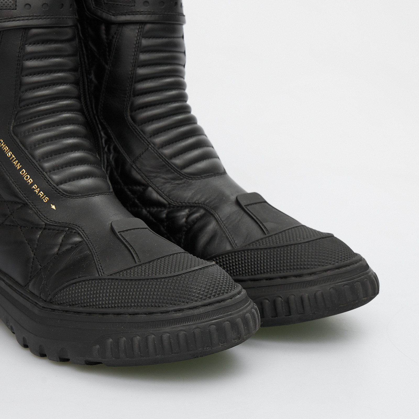 Сапоги черного цвета Christian Dior - фото из каталога магазина брендовой одежды Second Friend Store Сапоги Christian Dior - купить оригинал в секонд-хенде SFS - 4