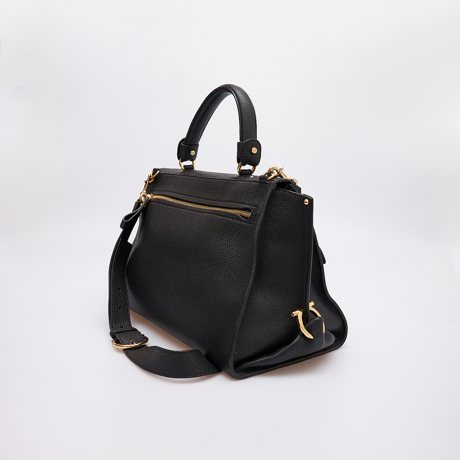 Сумка Salvatore Ferragamo - купить оригинал в секонд-хенде SFS - 4