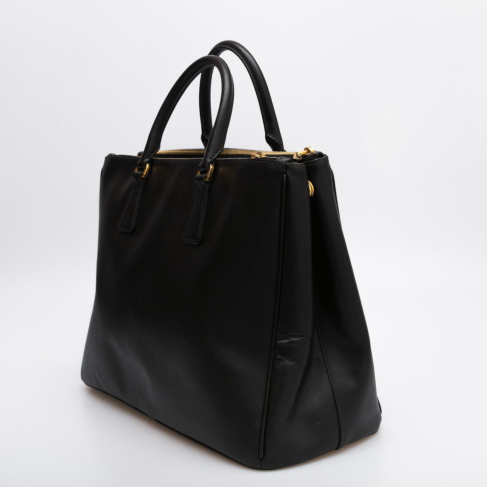 Сумка Prada - купить оригинал в секонд-хенде SFS - 3