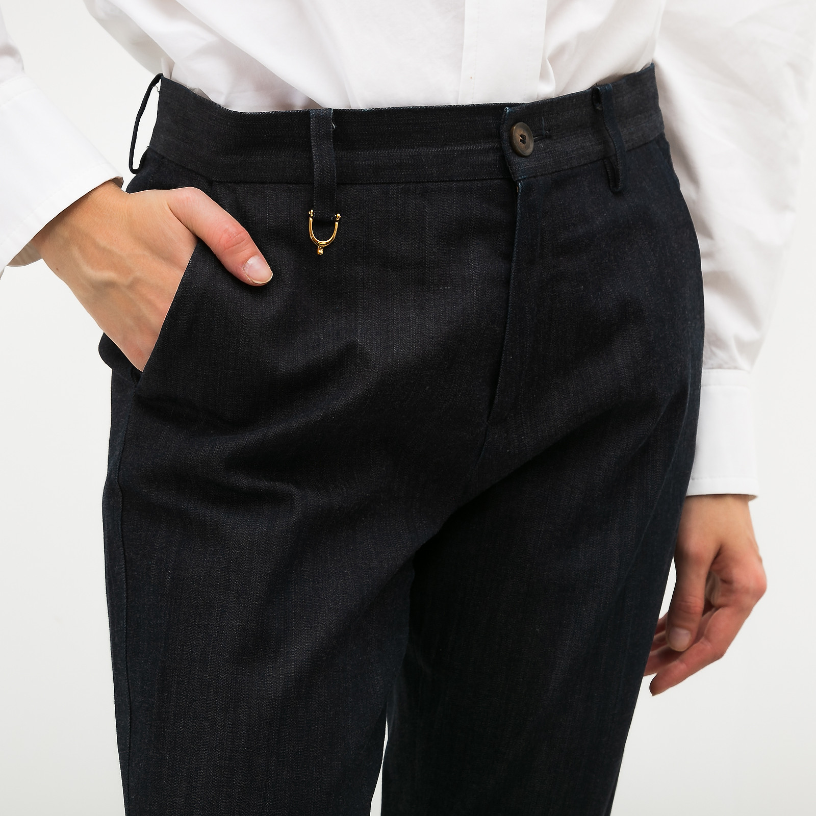 Джинсы синего цвета Gucci - фото из каталога магазина брендовой одежды Second Friend Store Джинсы Gucci - купить оригинал в секонд-хенде SFS - 4